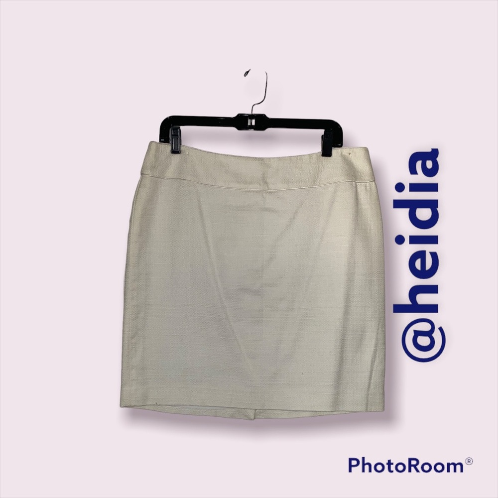 White House Black Market Skirt